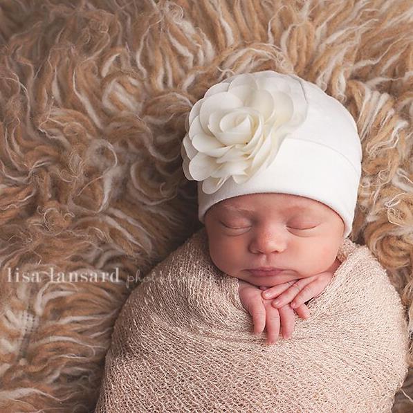 'Blossom Flower' Baby Hat // Ivory