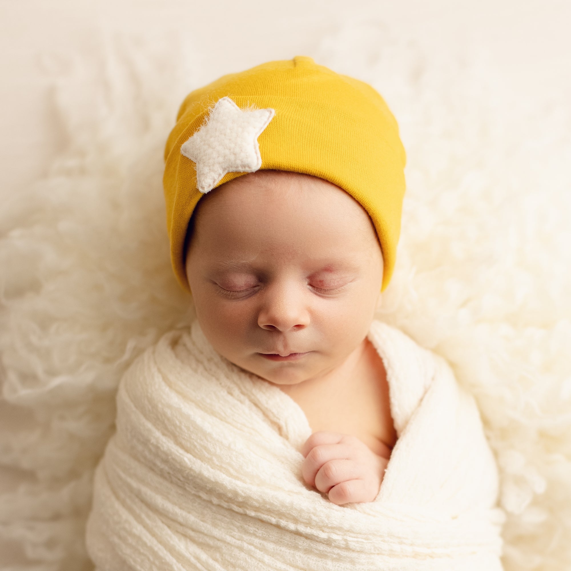 'Little Star' Baby Hat Gold // Ivory