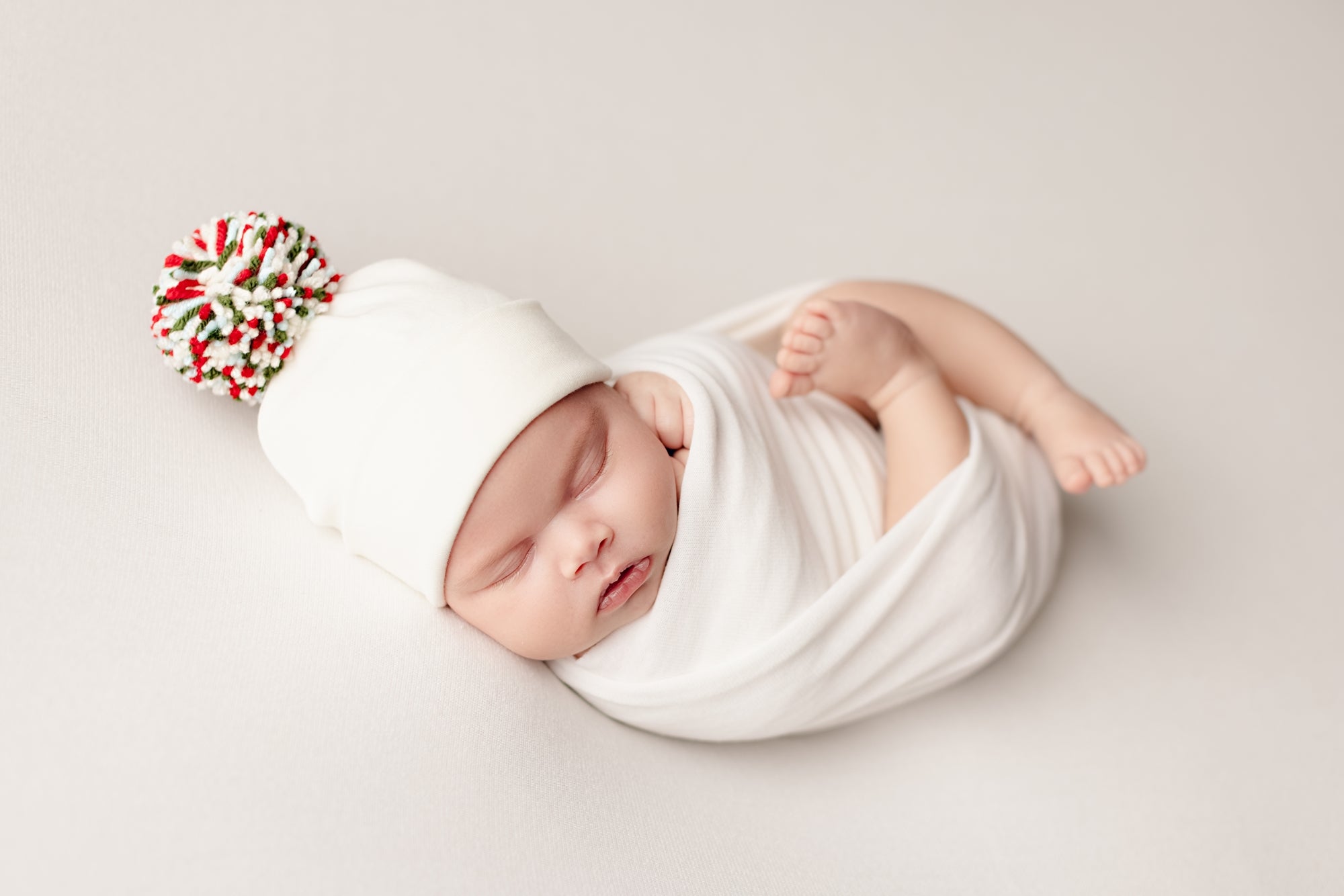 "Pom Pom' Baby Hat // Christmas